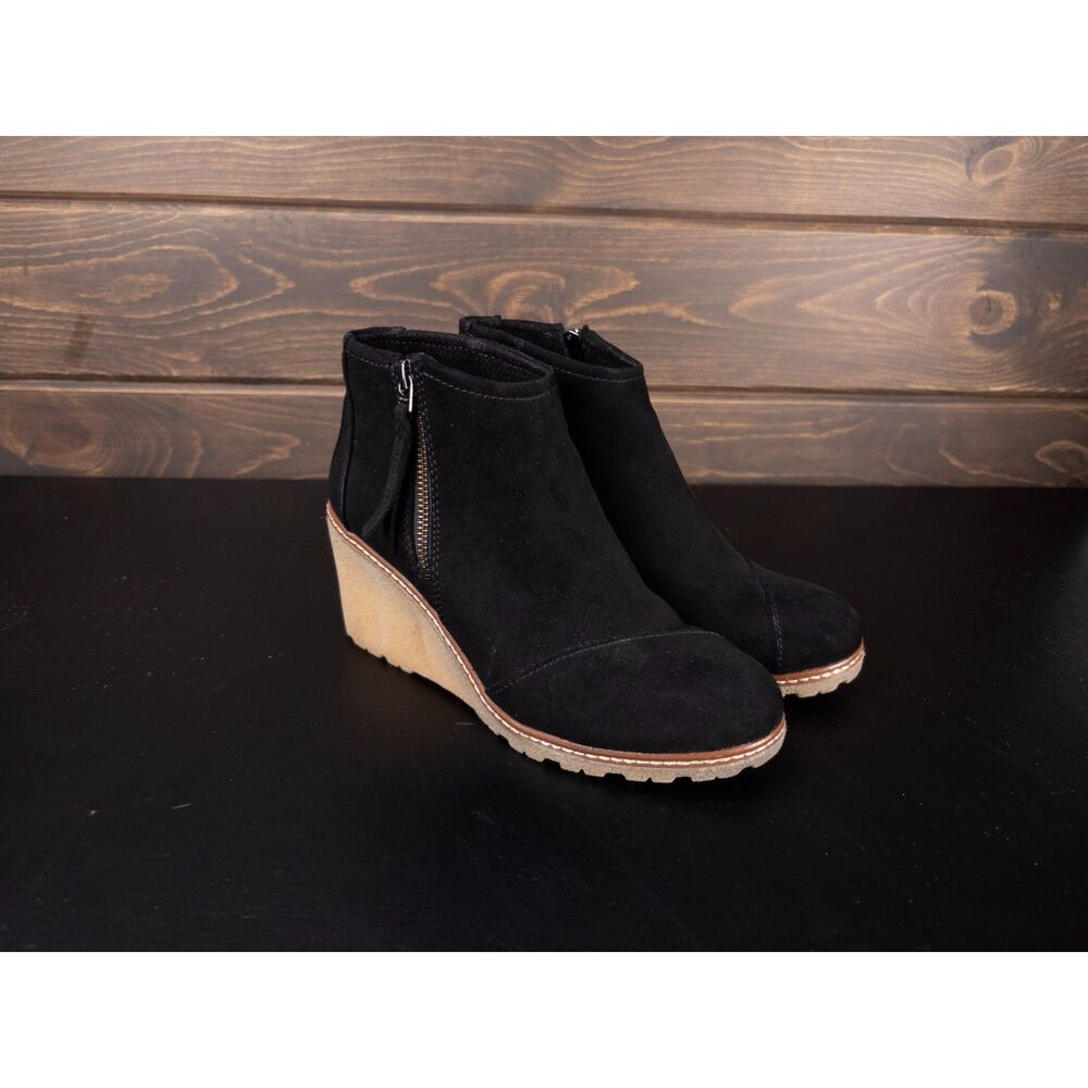 TOMS Avery Wedge Booties Black Suede Women's US 7 Side Zip Ankle Boots